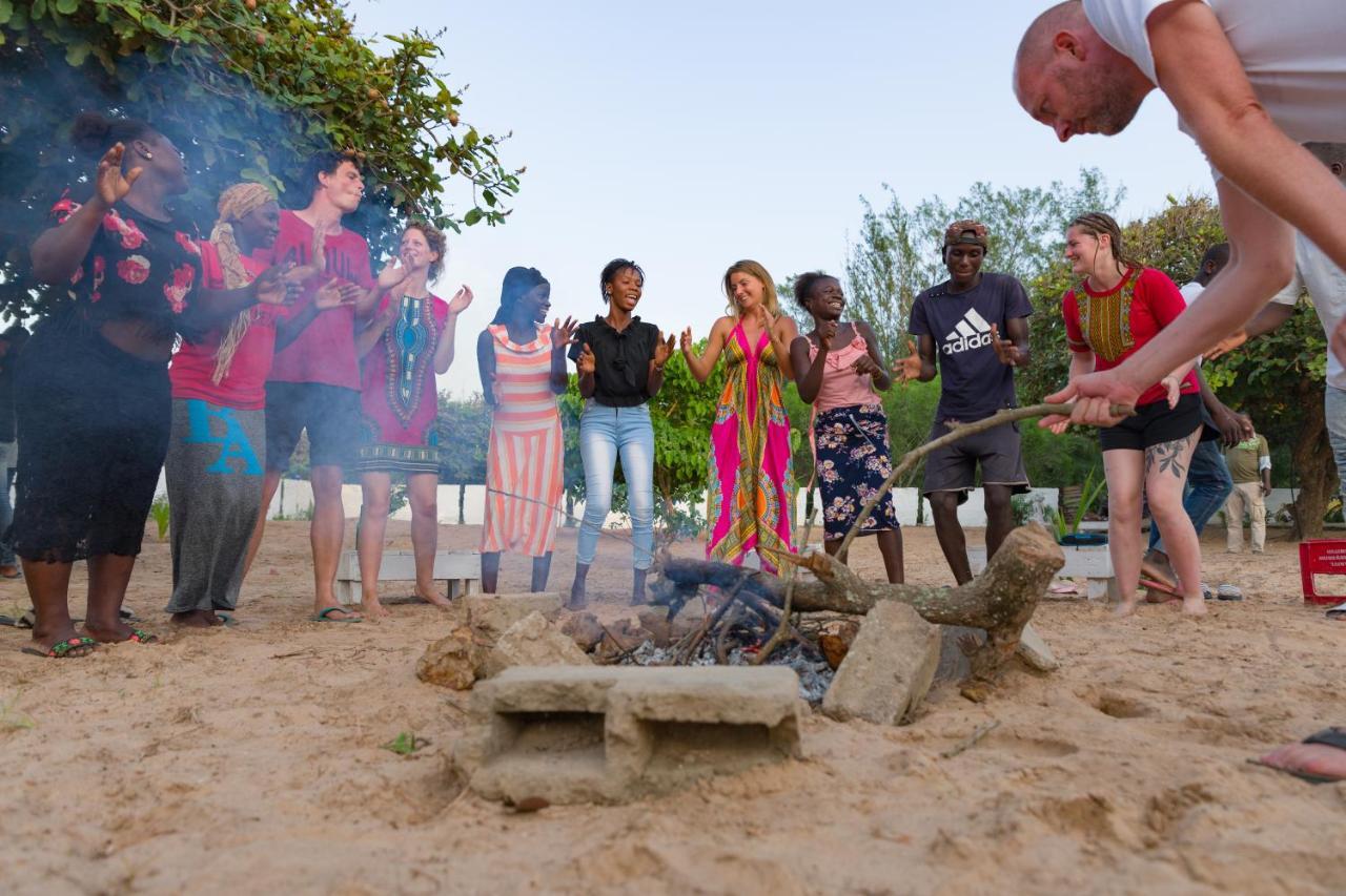 Folonko Tamba Kuruba Eco-Lodge מראה חיצוני תמונה