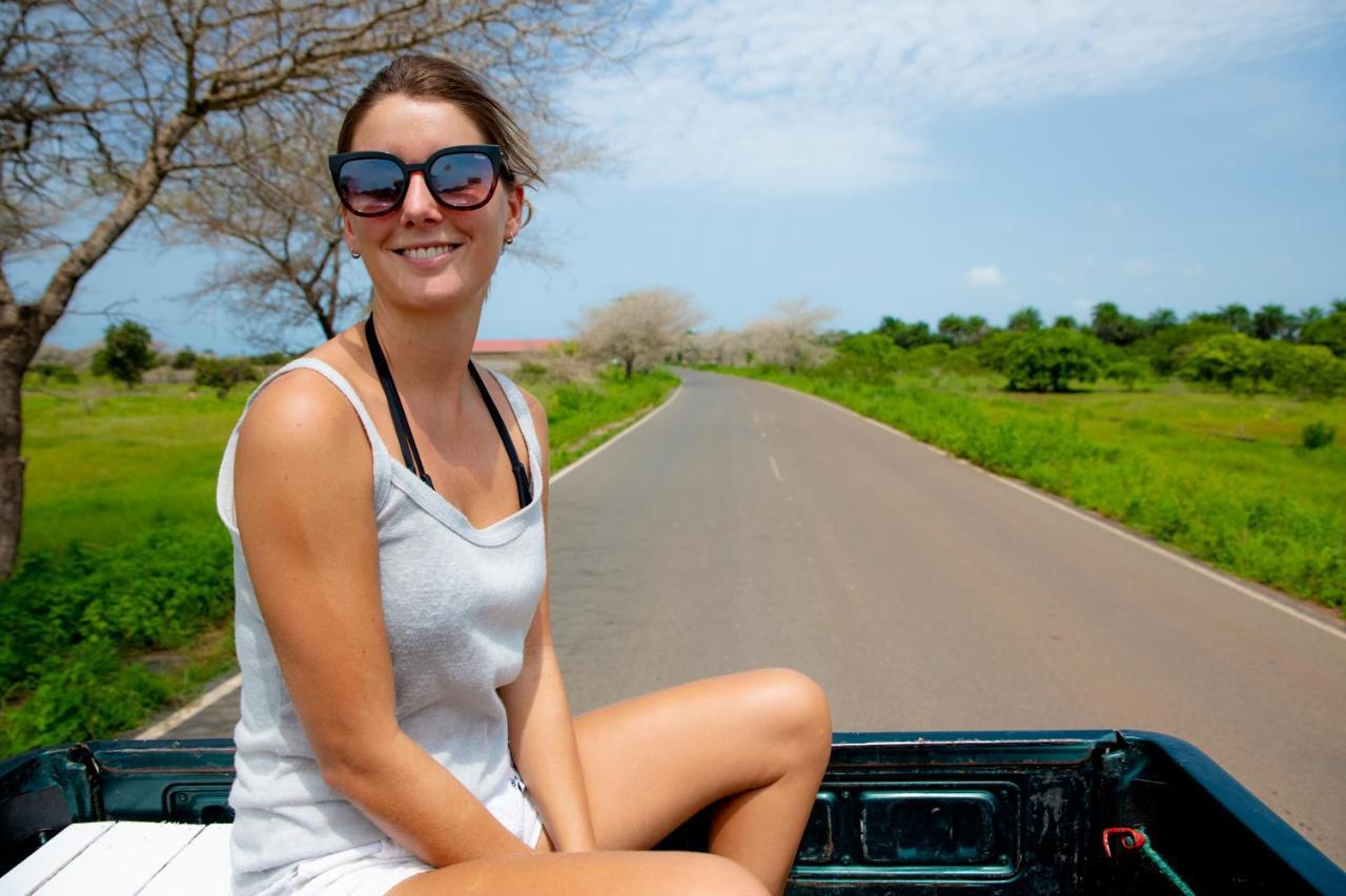 Folonko Tamba Kuruba Eco-Lodge מראה חיצוני תמונה