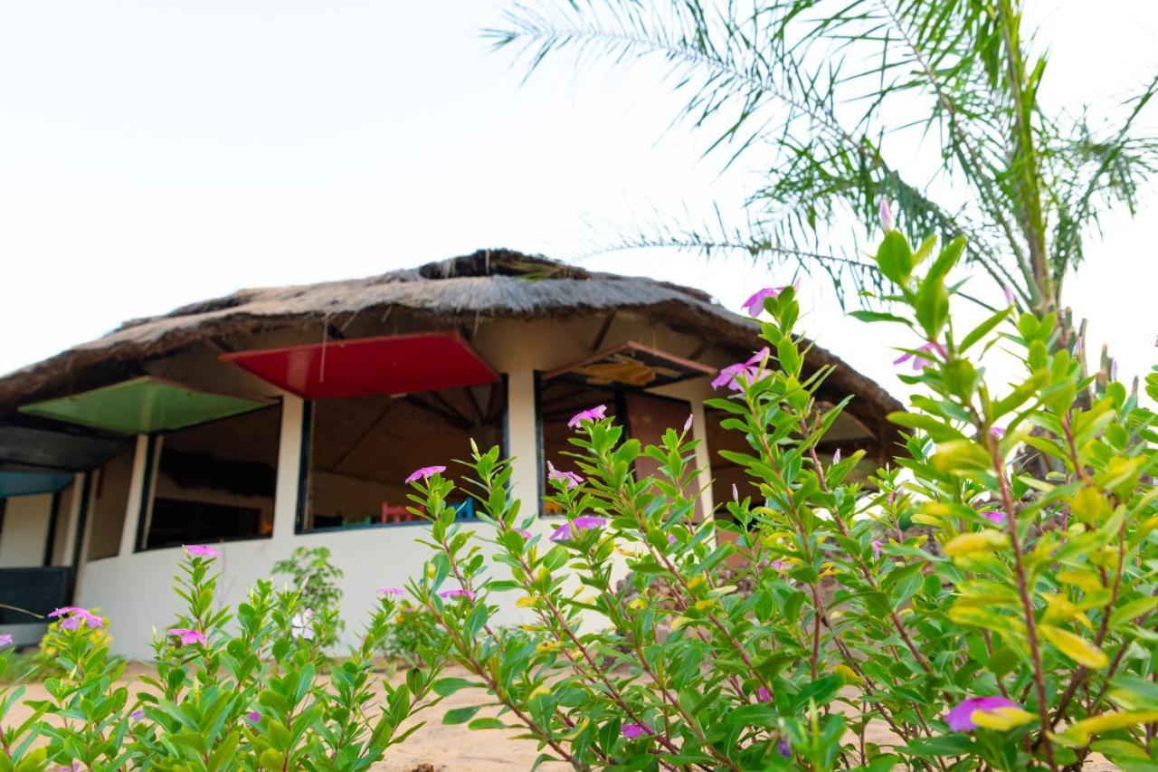 Folonko Tamba Kuruba Eco-Lodge מראה חיצוני תמונה