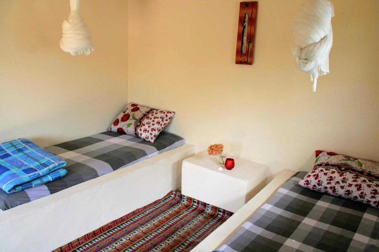 Folonko Tamba Kuruba Eco-Lodge מראה חיצוני תמונה