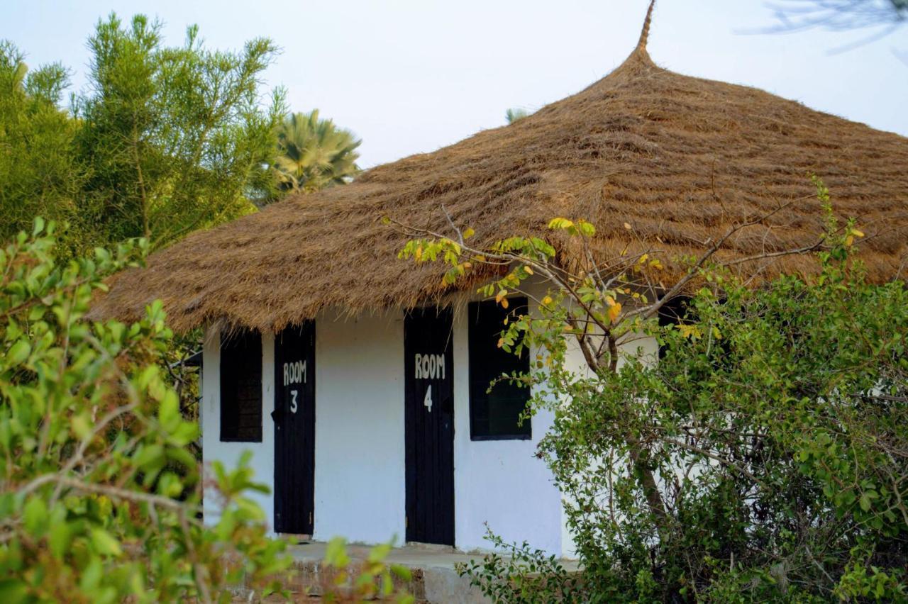 Folonko Tamba Kuruba Eco-Lodge מראה חיצוני תמונה